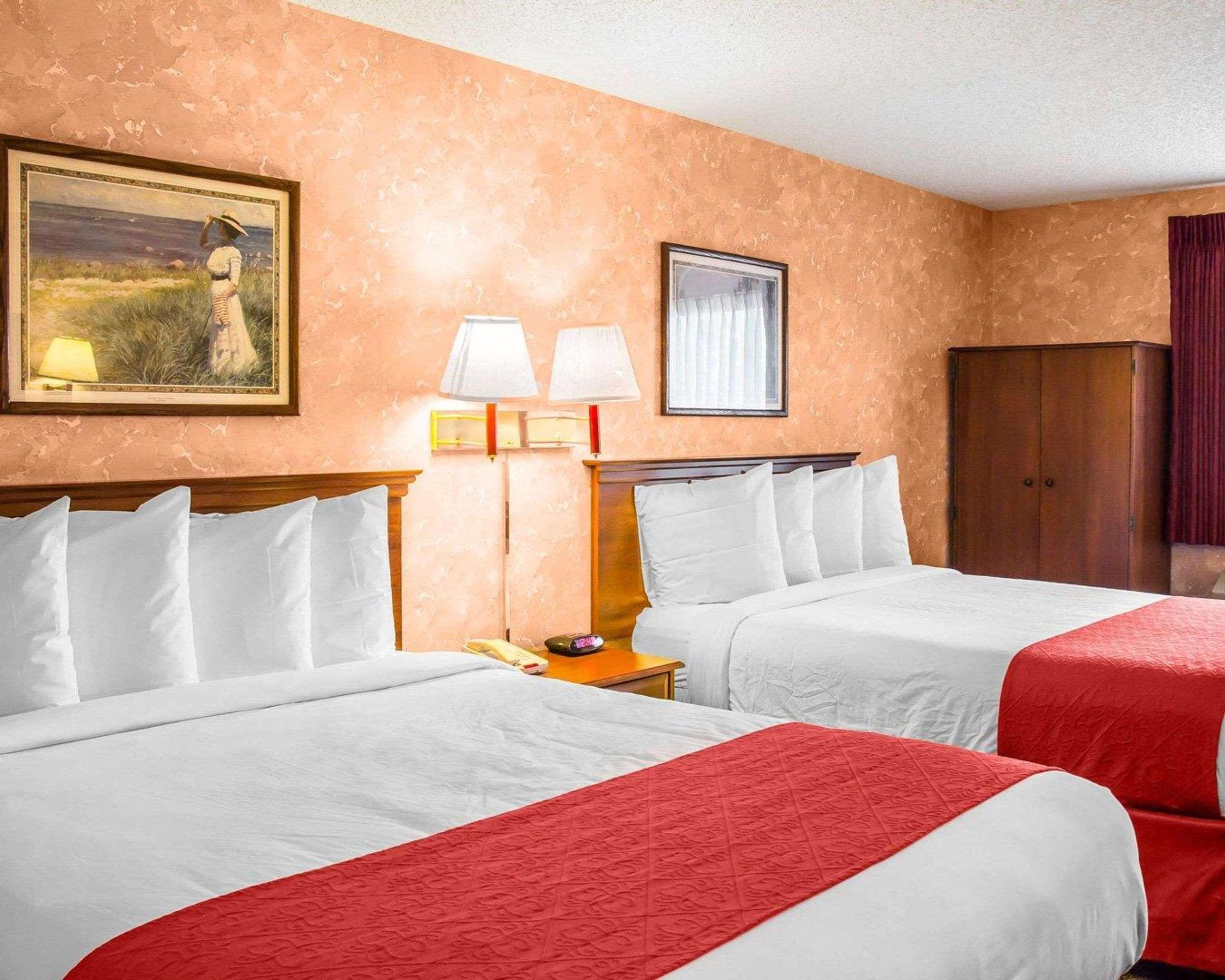 Econo Lodge Firestone Exterior photo