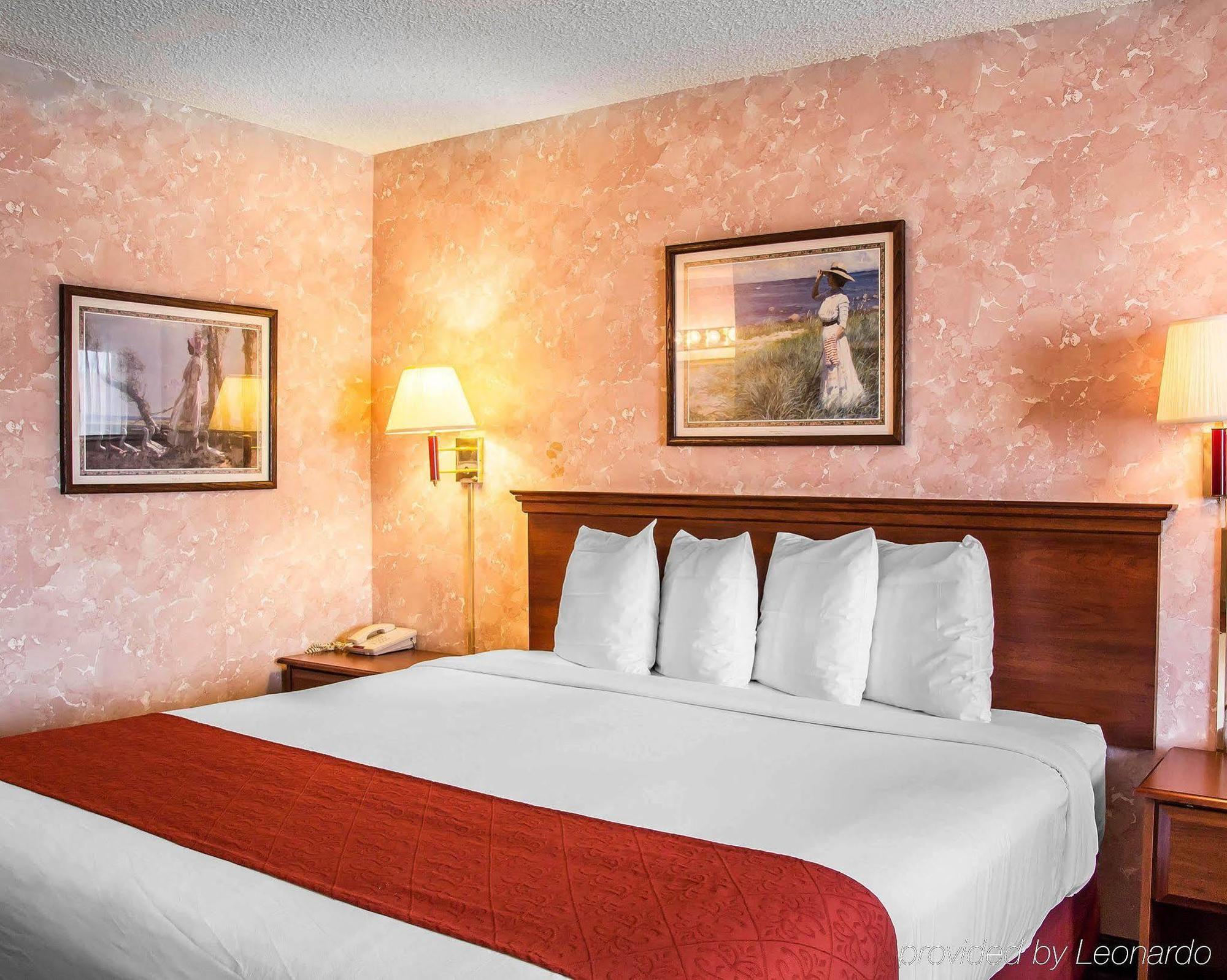 Econo Lodge Firestone Exterior photo